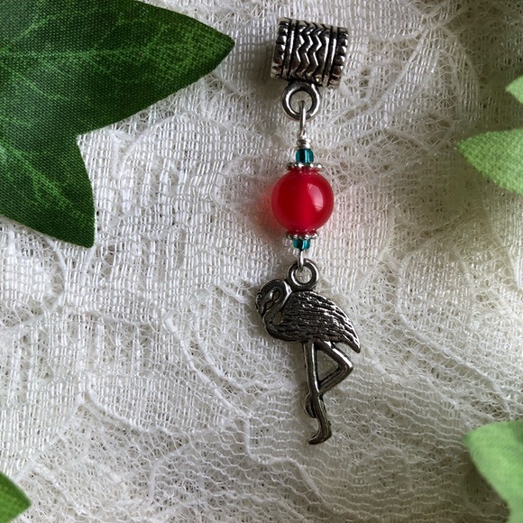 Six Piece Vintage Pink Flamingo Charm Lot: Three Styles for Bracelet or Necklace - Picture 5 of 7